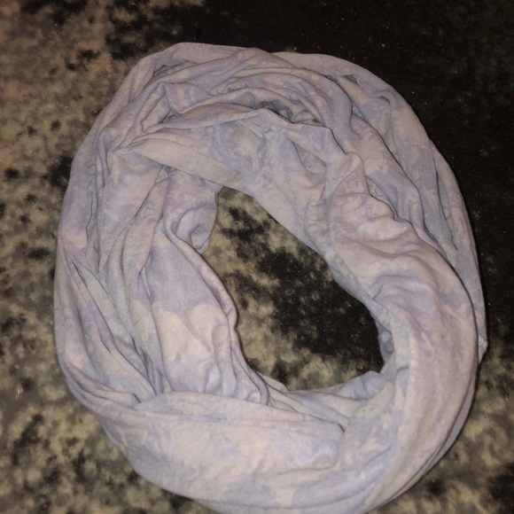 Scarf - Picture 2 of 2